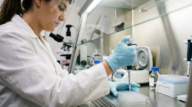 CircPCMTD1 Peptide Regulates DNA Damage Response in BCR/ABL1-Positive Leukemias